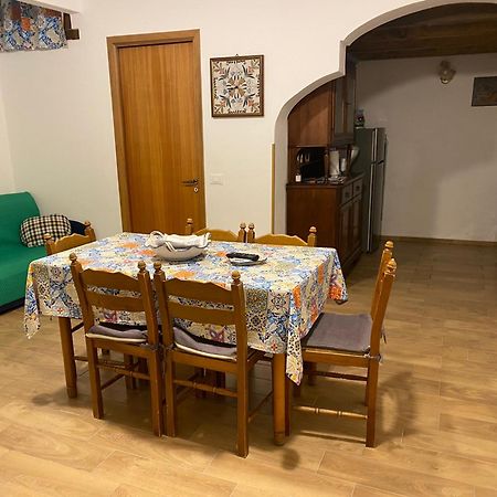 Pietro Holiday Home Кастеламаре дел Голфо Екстериор снимка