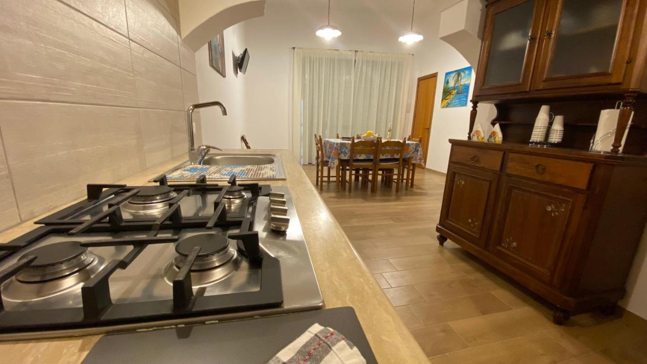 Pietro Holiday Home Кастеламаре дел Голфо Екстериор снимка
