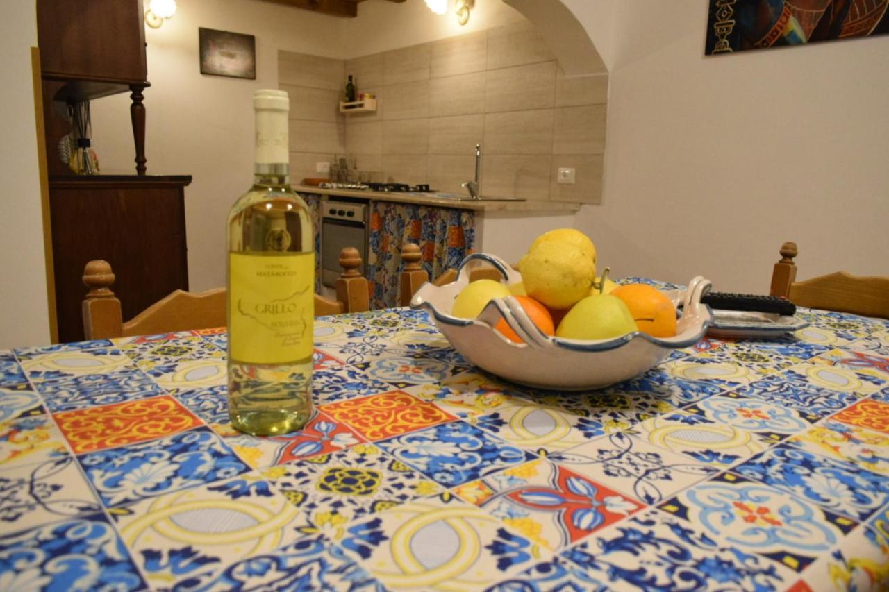 Pietro Holiday Home Кастеламаре дел Голфо Екстериор снимка